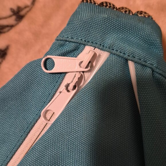Kavu Paxton Sling Bag Constellation